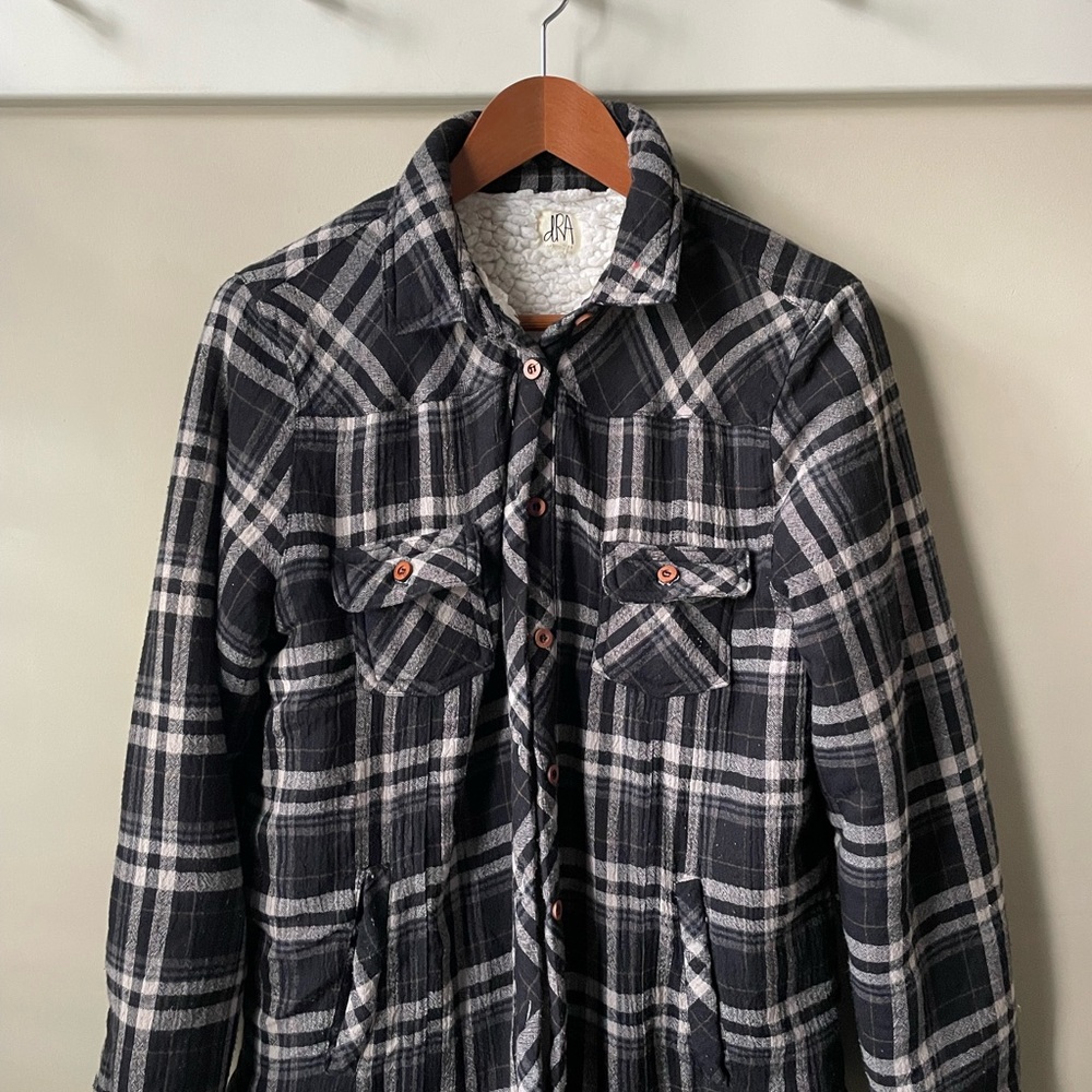 dRA plaid fleece jacket size M